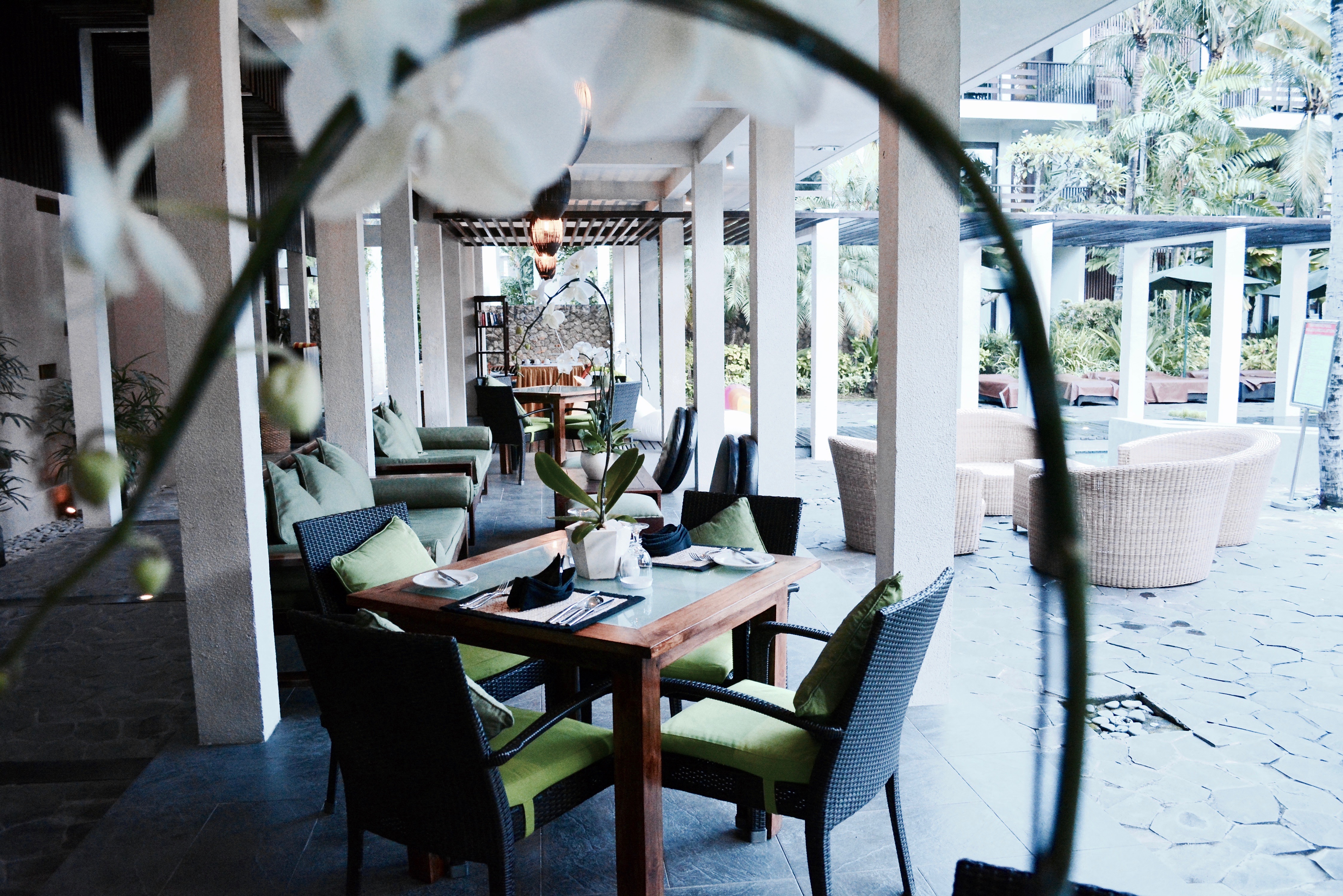 Kokonut Suites Seminyak Bali Woody World Packer