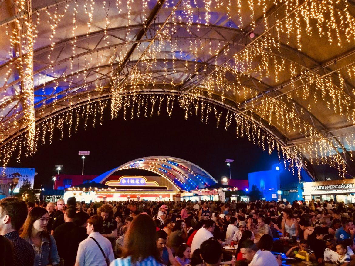 Eat Street in Brisbane Woody World Packer