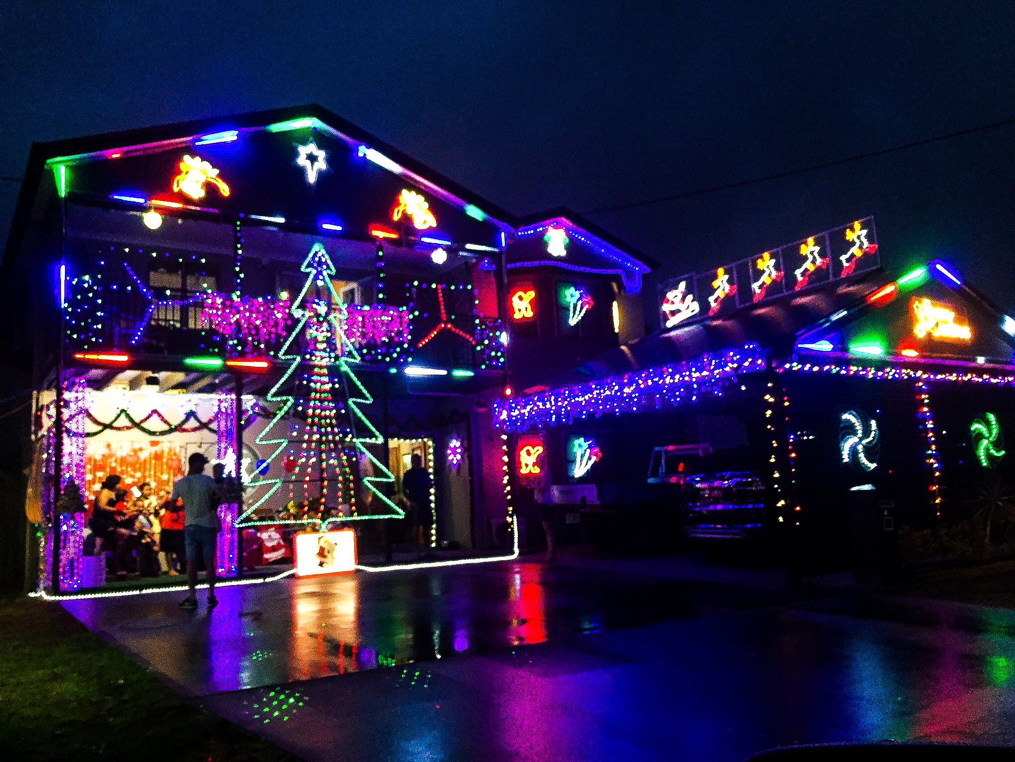 Christmas Decorated Homes Brisbane | Woody World Packer